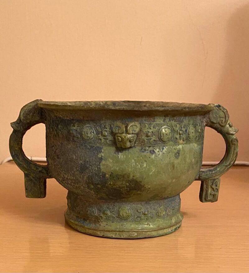 Very Rare Chinese Archaic Bronze GUI