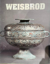 Load image into Gallery viewer, A Extremely Rare Pair of Silver Inlaid Archaic Bronze Vessels, Dou
